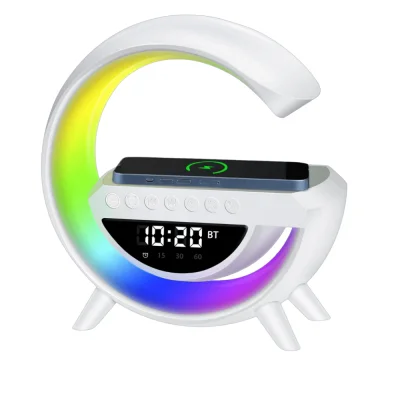 Lampă LED RGB cu boxă Bluetooth, încărcare wireless și ceas cu alarmă